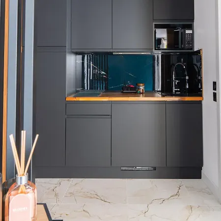 Apartamento Studi'onyx, Proche Avec Balneo *